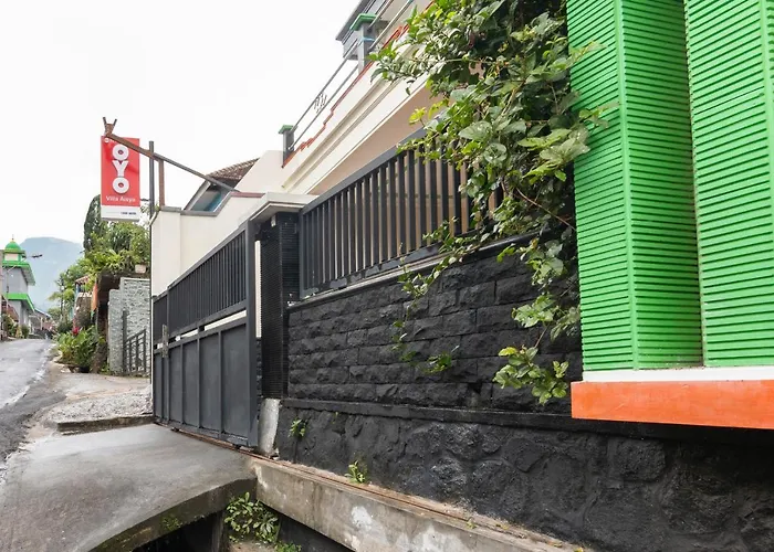 Oyo 3210 Villa Aisya Batu 